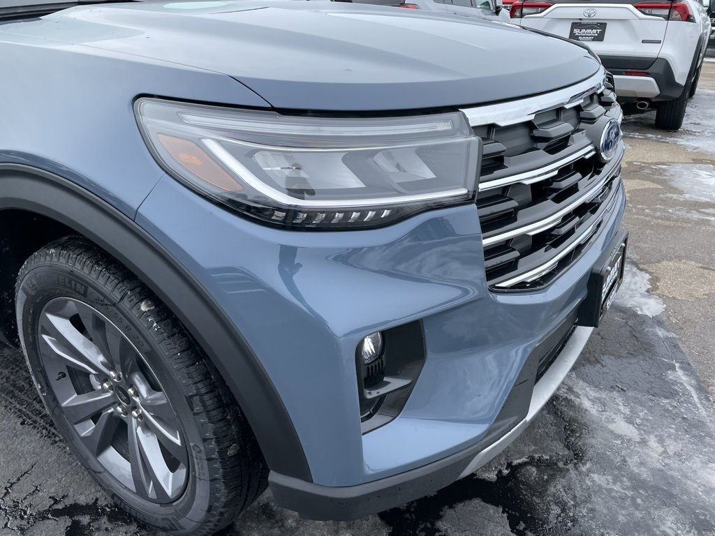 New 2026 Ford Explorer Active image 30