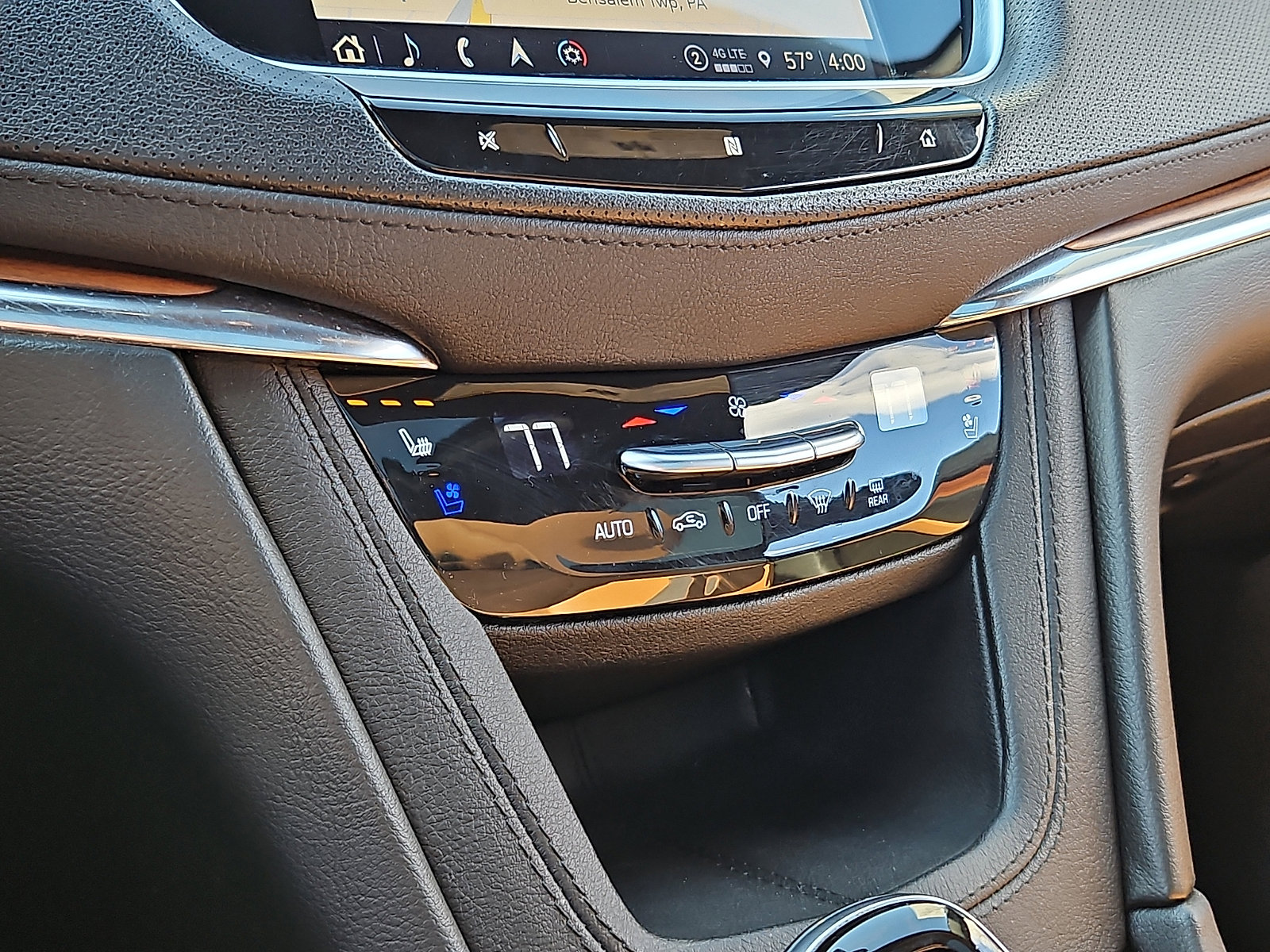 Used 2021 Cadillac XT5 Premium Luxury AWD/4WD image 16