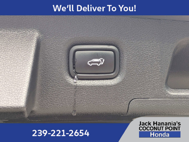 Used 2021 Hyundai Santa Fe Limited w/ Cargo Package FWD image 13