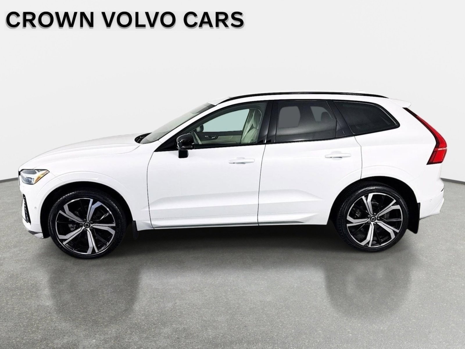 Used 2024 Volvo XC60 B5 Ultimate w/ Climate Package AWD/4WD image 8