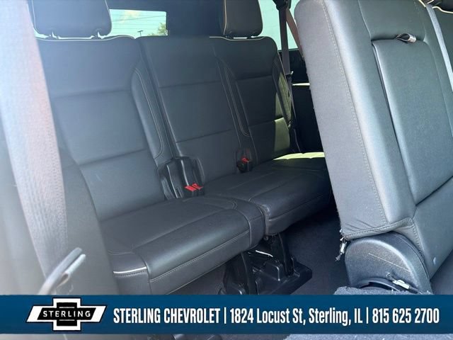 Used 2023 GMC Yukon XL SLT w/ SLT Premium Package AWD/4WD image 23
