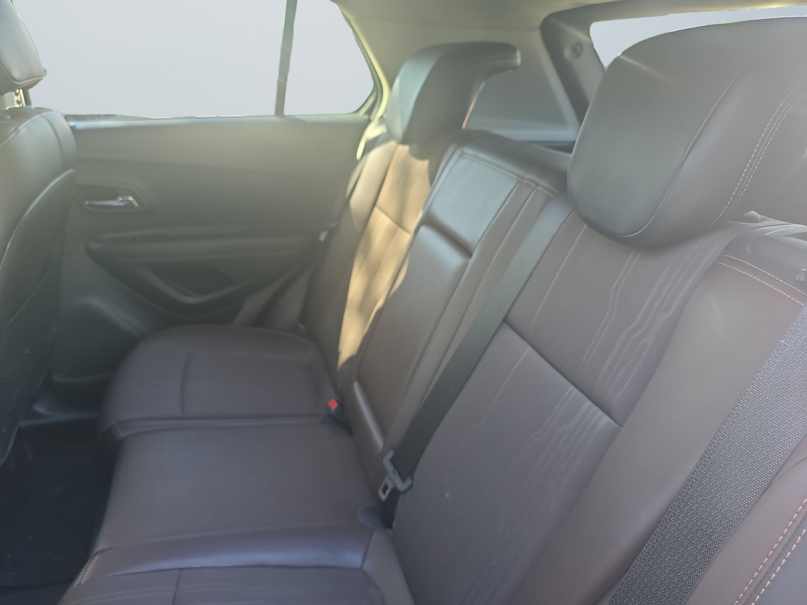 Used 2015 Chevrolet Trax LT w/ LT Plus Package FWD image 14