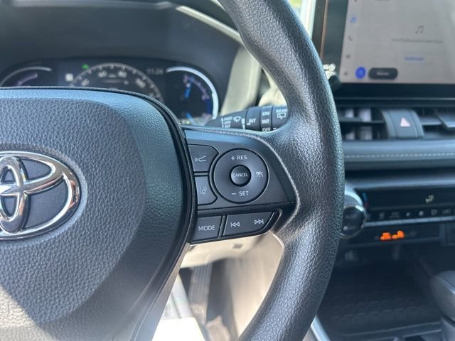 Used 2024 Toyota RAV4 XLE image 22