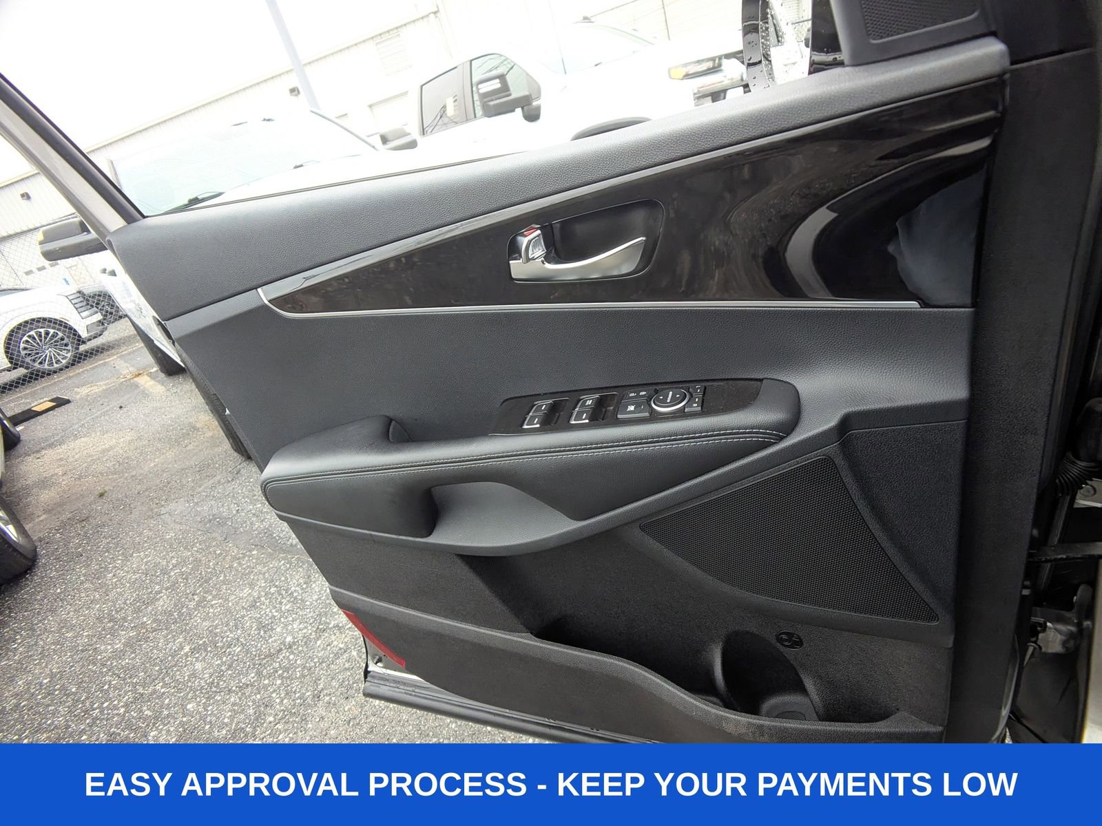 Used 2016 Kia Sorento LX w/ LX Convenience Package image 34