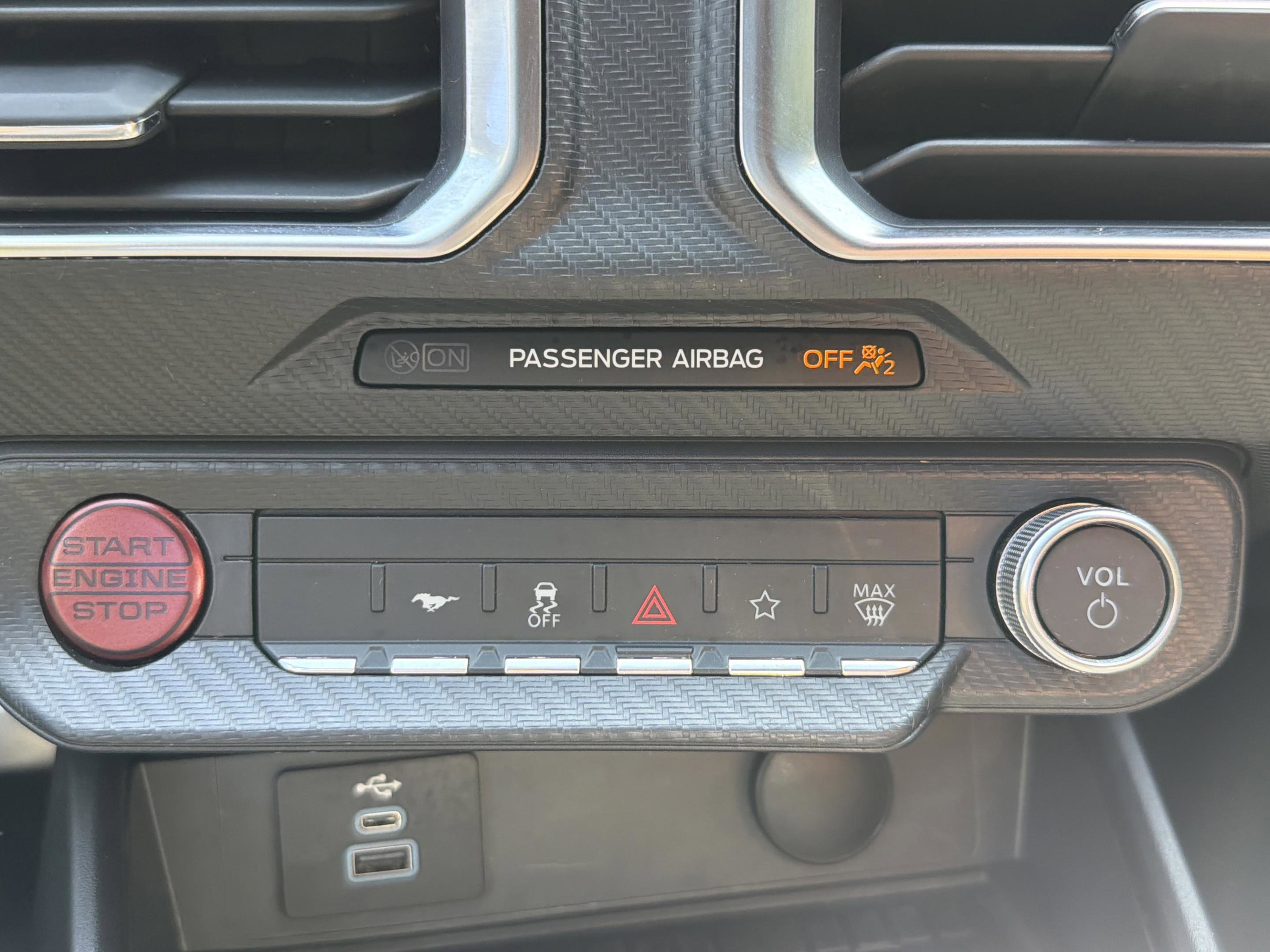 Used 2024 Ford Mustang GT Premium RWD image 15