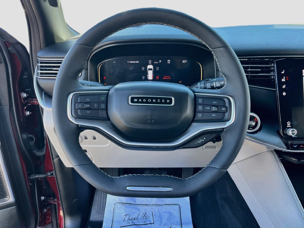 Used 2025 Jeep Wagoneer Series II w/ Convenience Group I AWD/4WD image 11