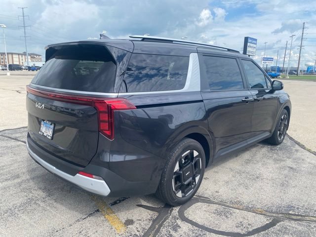 Used 2026 Kia Carnival EX FWD image 4