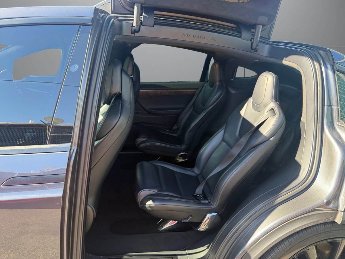 Used 2018 Tesla Model X AWD/4WD image 17