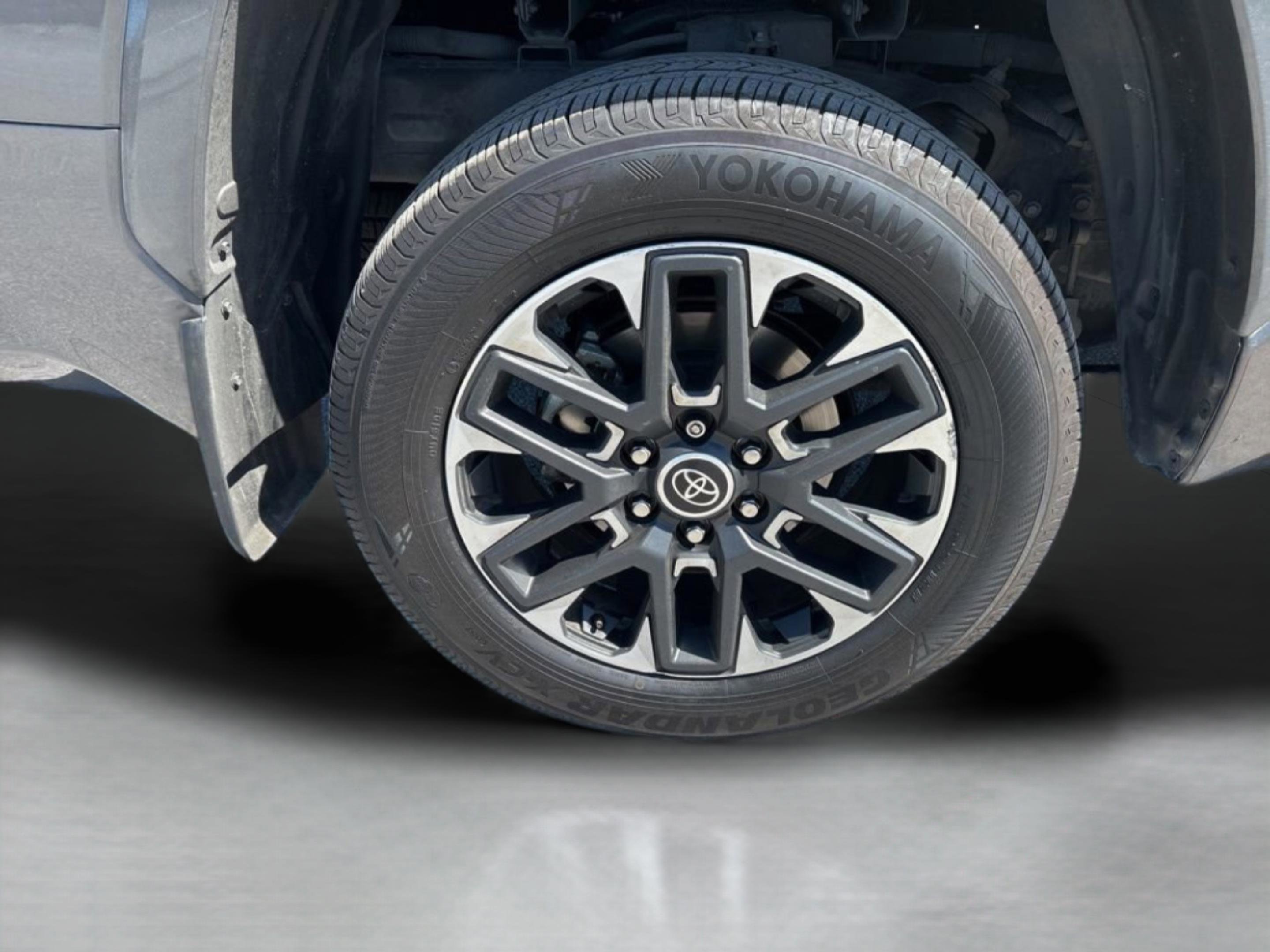 Used 2024 Toyota Tundra Limited AWD/4WD image 49