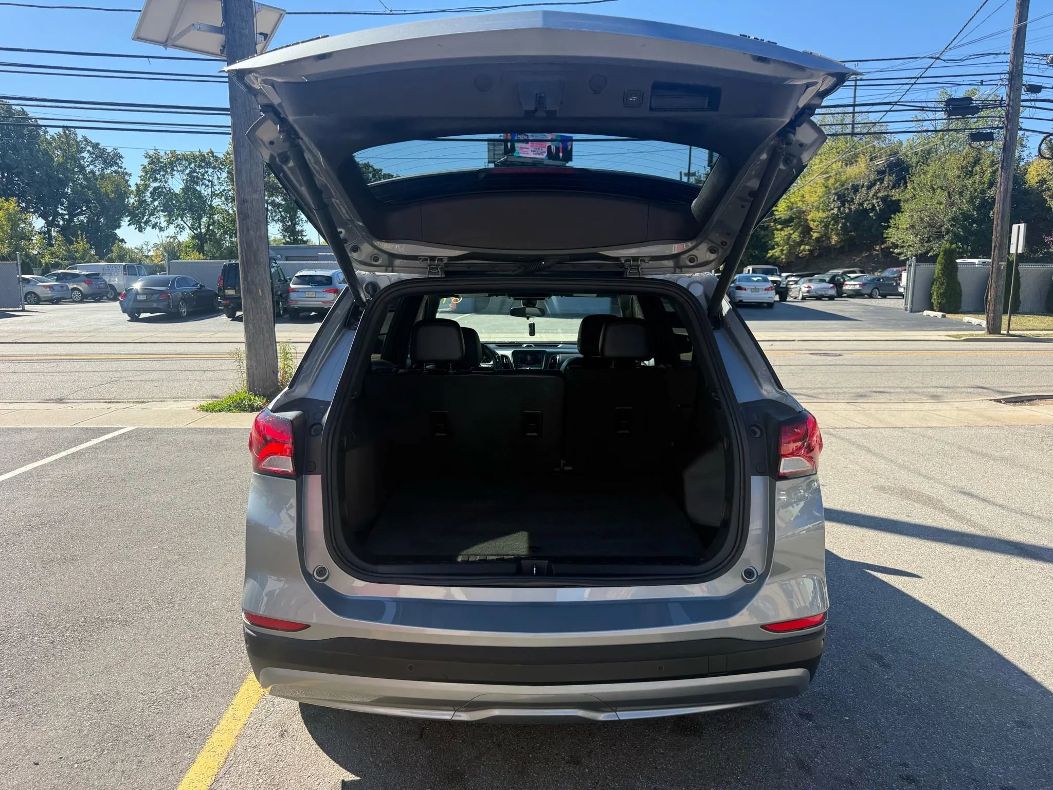 Used 2023 Chevrolet Equinox RS image 14