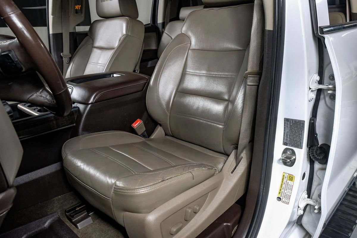 Used 2015 GMC Sierra 3500 Denali w/ Duramax Plus Package image 28