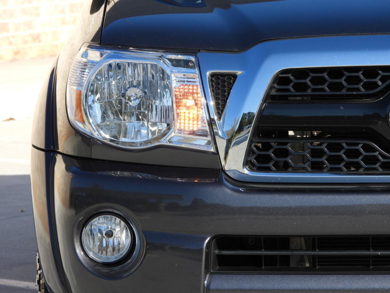 Used 2011 Toyota Tacoma PreRunner w/ SR5 Pkg #2 RWD image 41