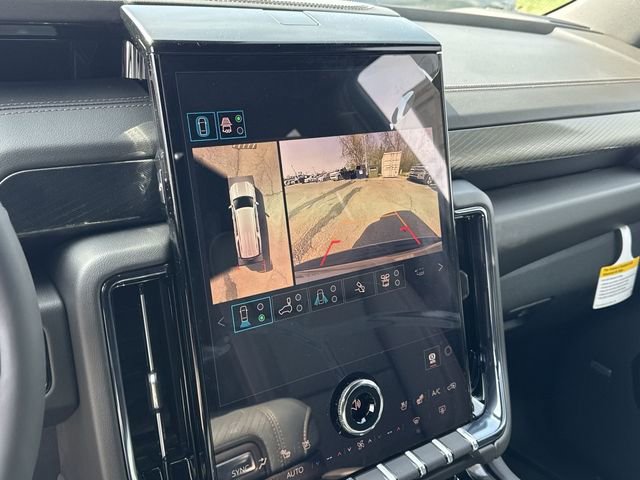 New 2026 GMC Yukon XL AT4 w/ AT4 Premium Plus Package image 20