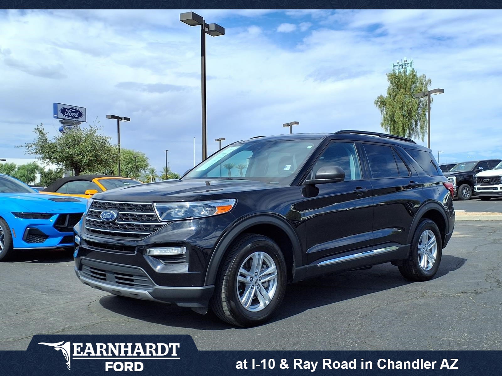 Certified 2024 Ford Explorer XLT w/ Equipment Group 202A AWD/4WD video 1