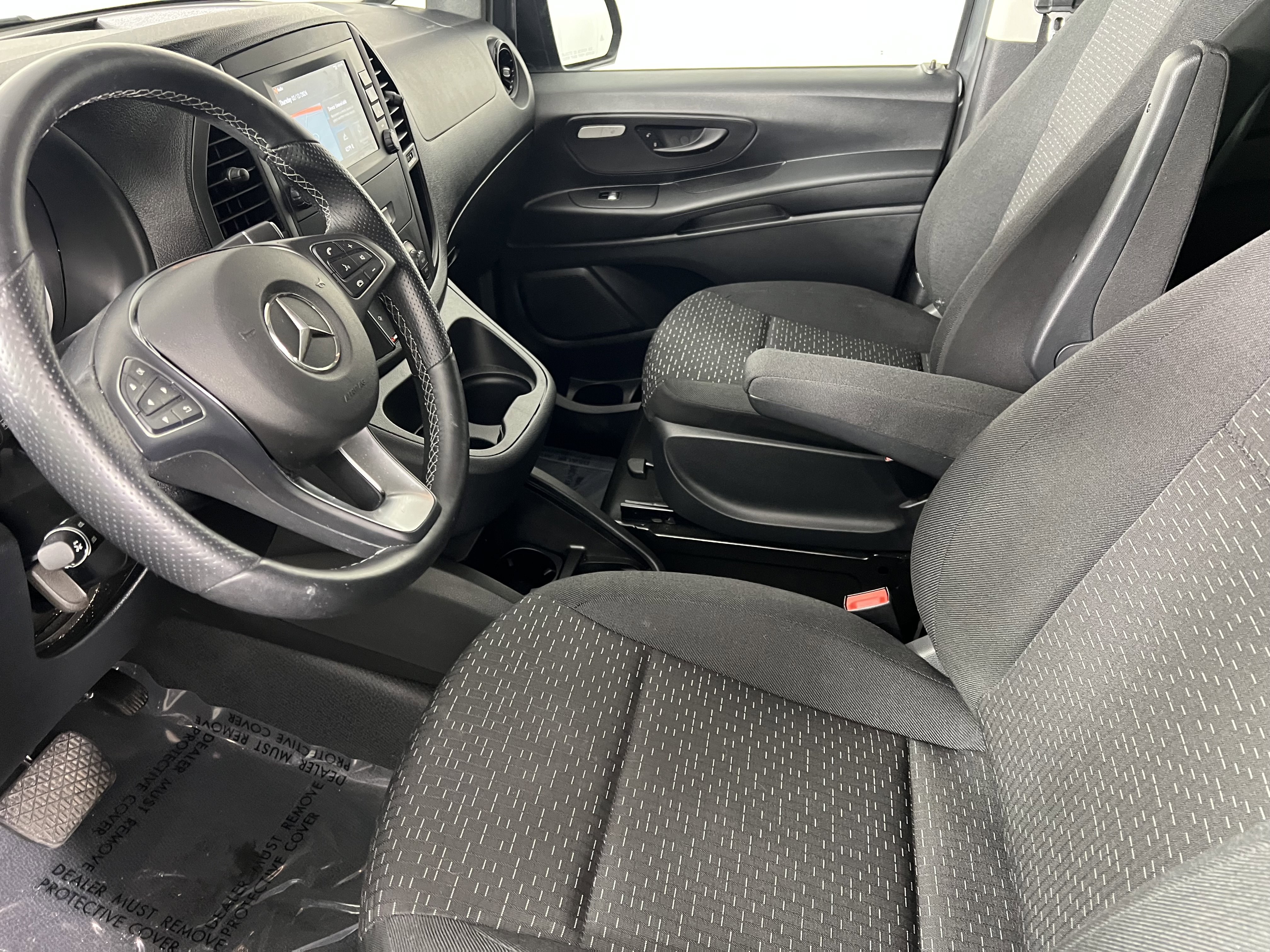 Certified 2023 Mercedes-Benz Metris Passenger image 4