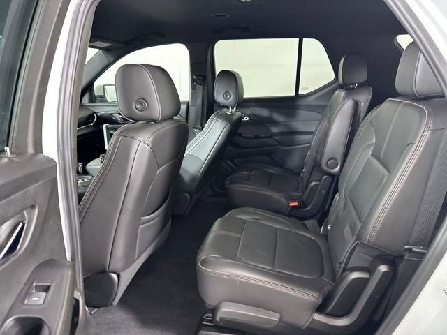 Used 2023 Chevrolet Traverse RS image 26