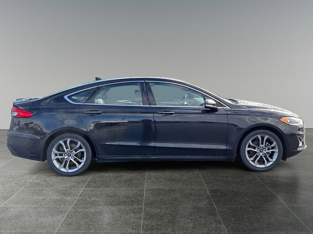 Used 2020 Ford Fusion Titanium image 8