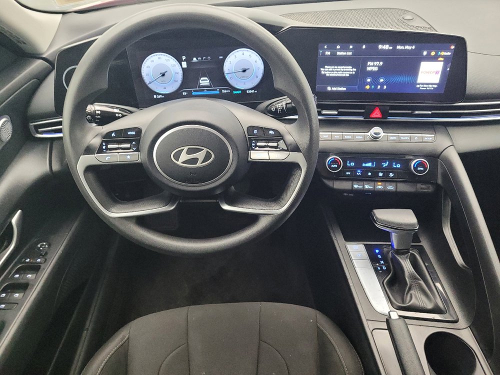 Used 2024 Hyundai Elantra SEL FWD image 22