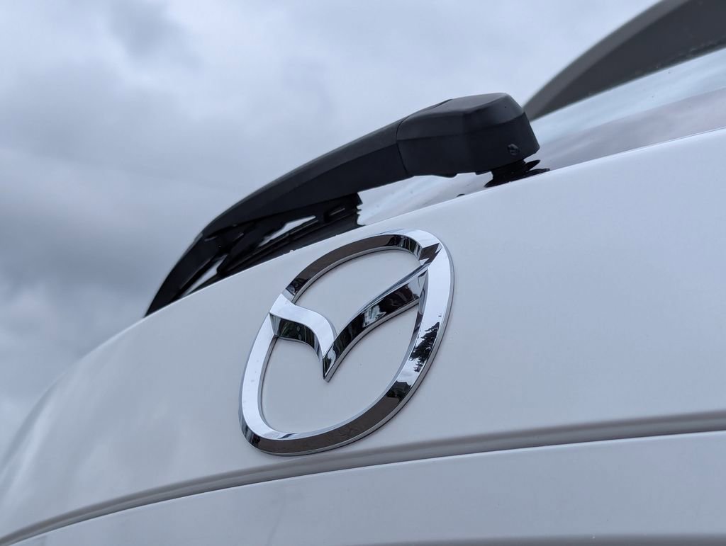 Used 2014 MAZDA MAZDA3 i Sport FWD image 26