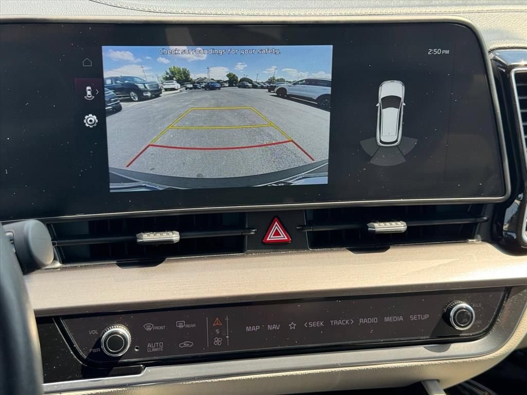 Certified 2024 Kia Sportage EX FWD image 24