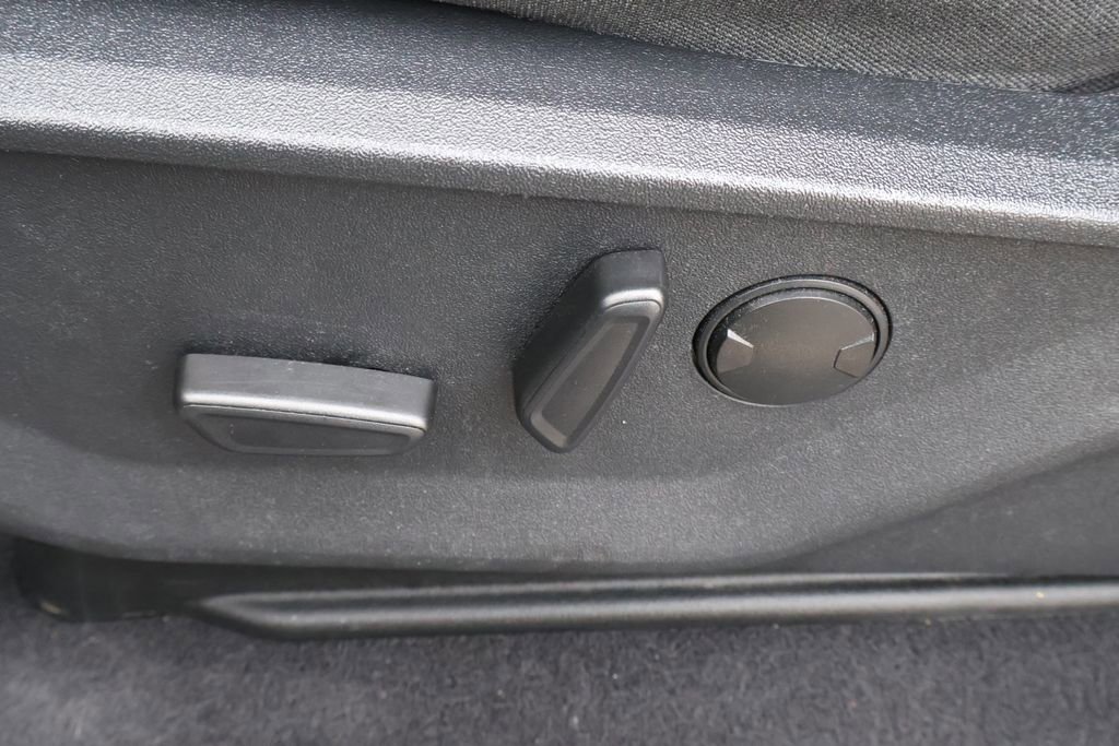 Used 2023 Ford F150 XLT w/ Equipment Group 302A High image 36