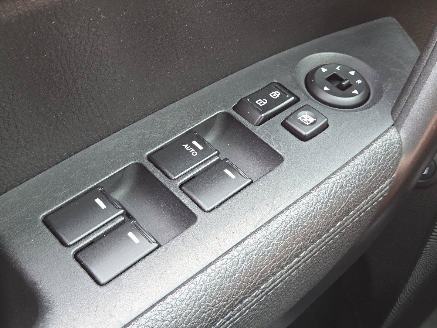 Used 2012 Kia Sorento FWD image 18