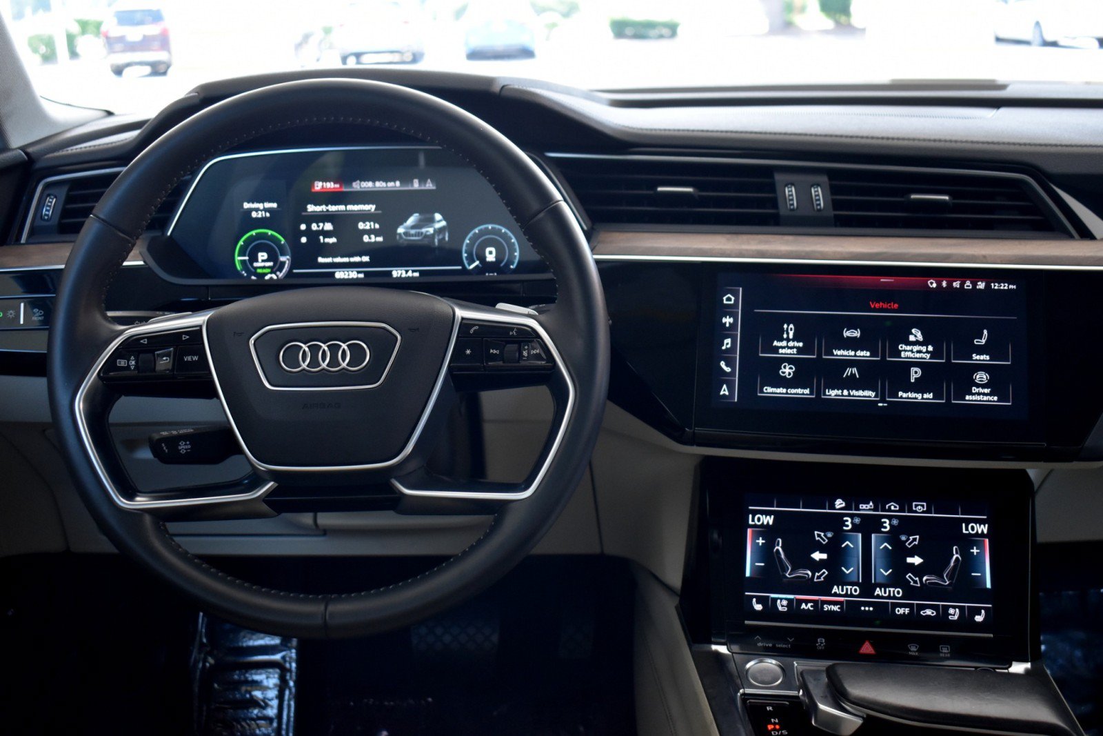 Used 2019 Audi e-tron Premium Plus AWD/4WD image 15