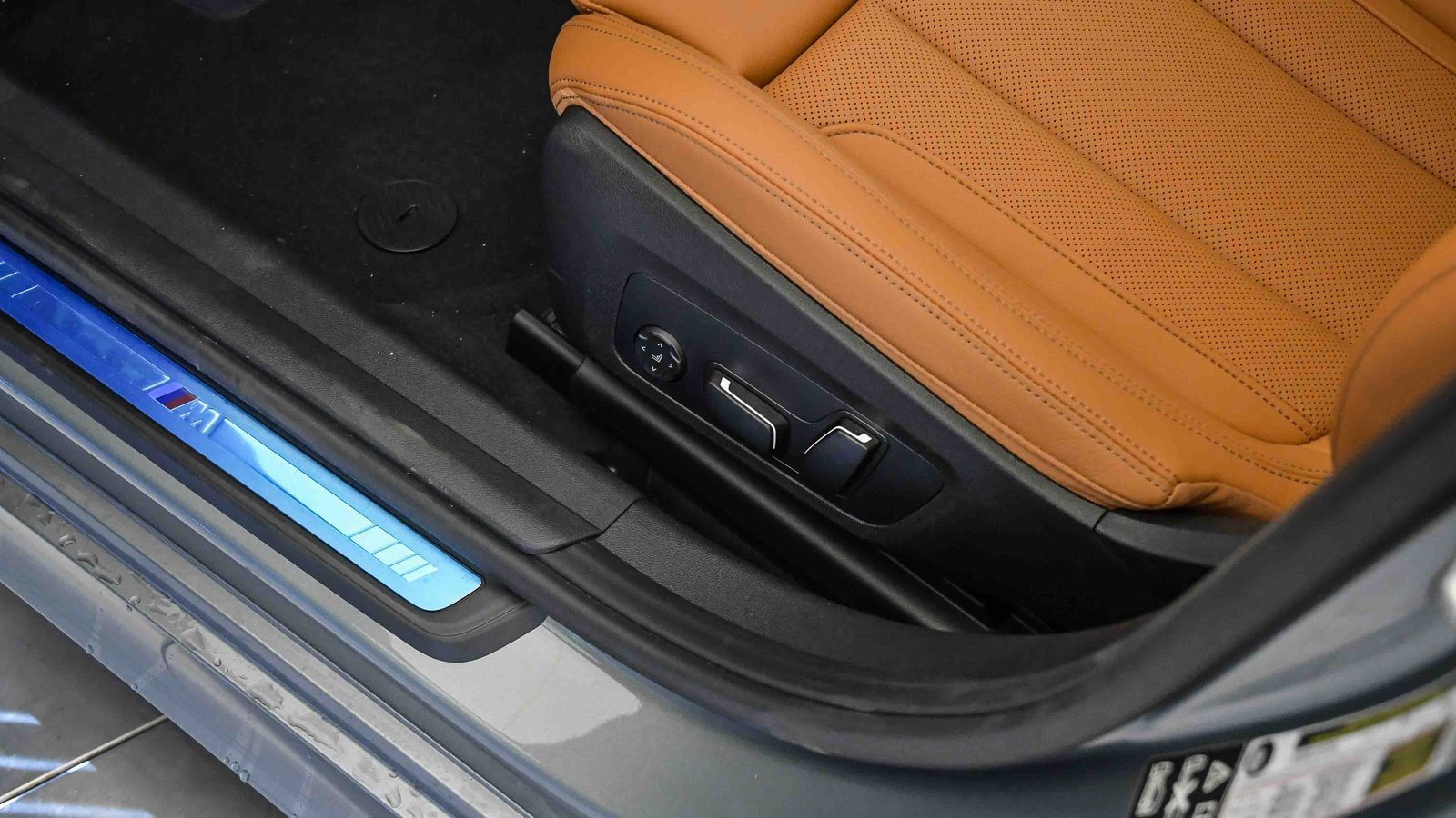 New 2026 BMW 330i xDrive Sedan w/ M Sport Package image 25