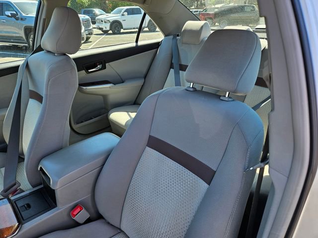 Used 2012 Toyota Camry XLE FWD image 6