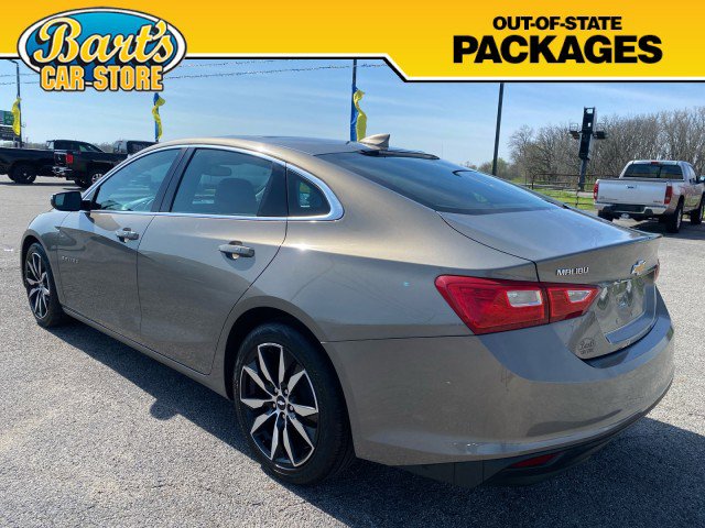 Used 2017 Chevrolet Malibu LT w/ Leather Package image 4