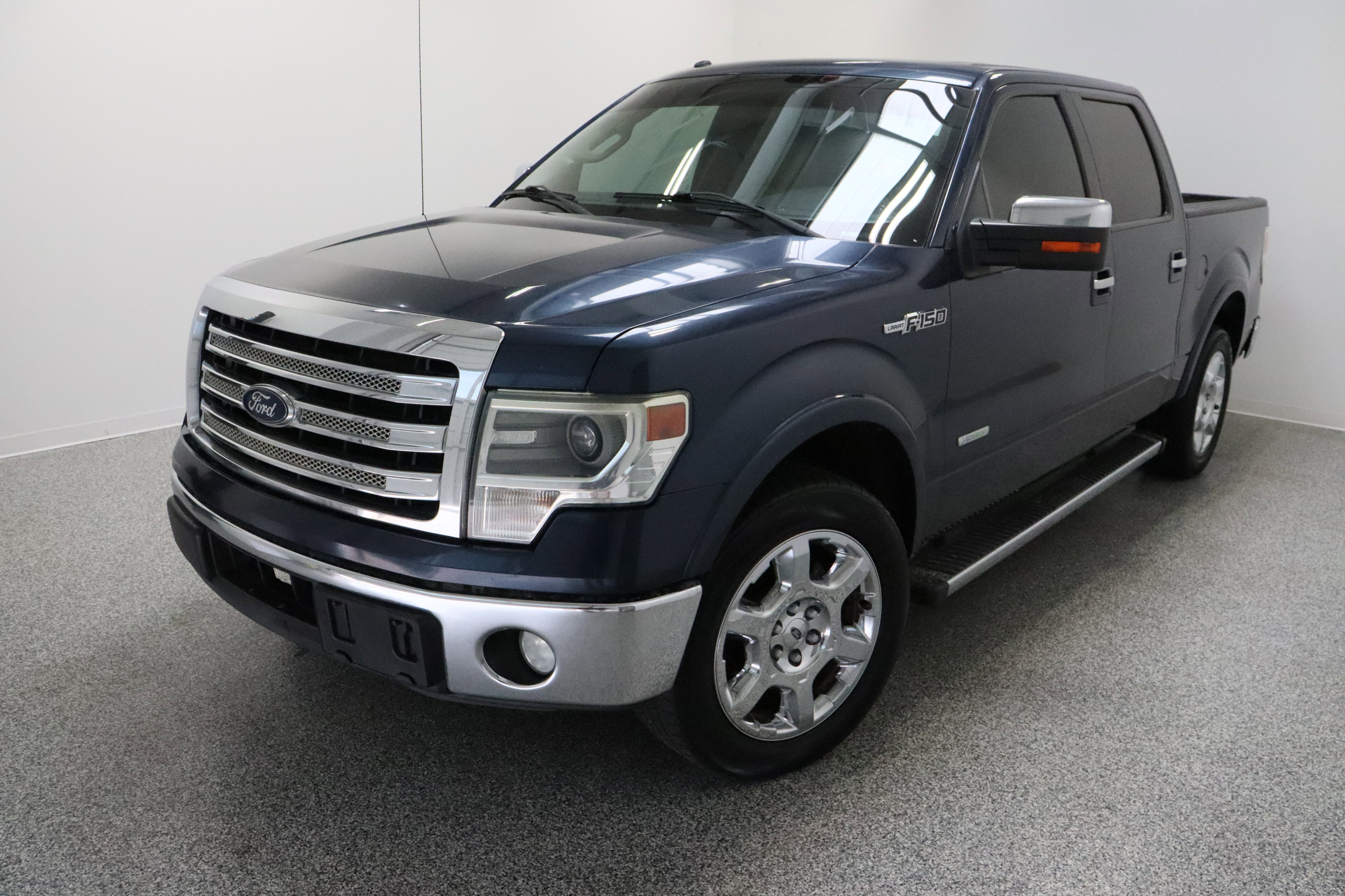 Used 2014 Ford F150 Lariat w/ Equipment Group 502A Luxury RWD image 2