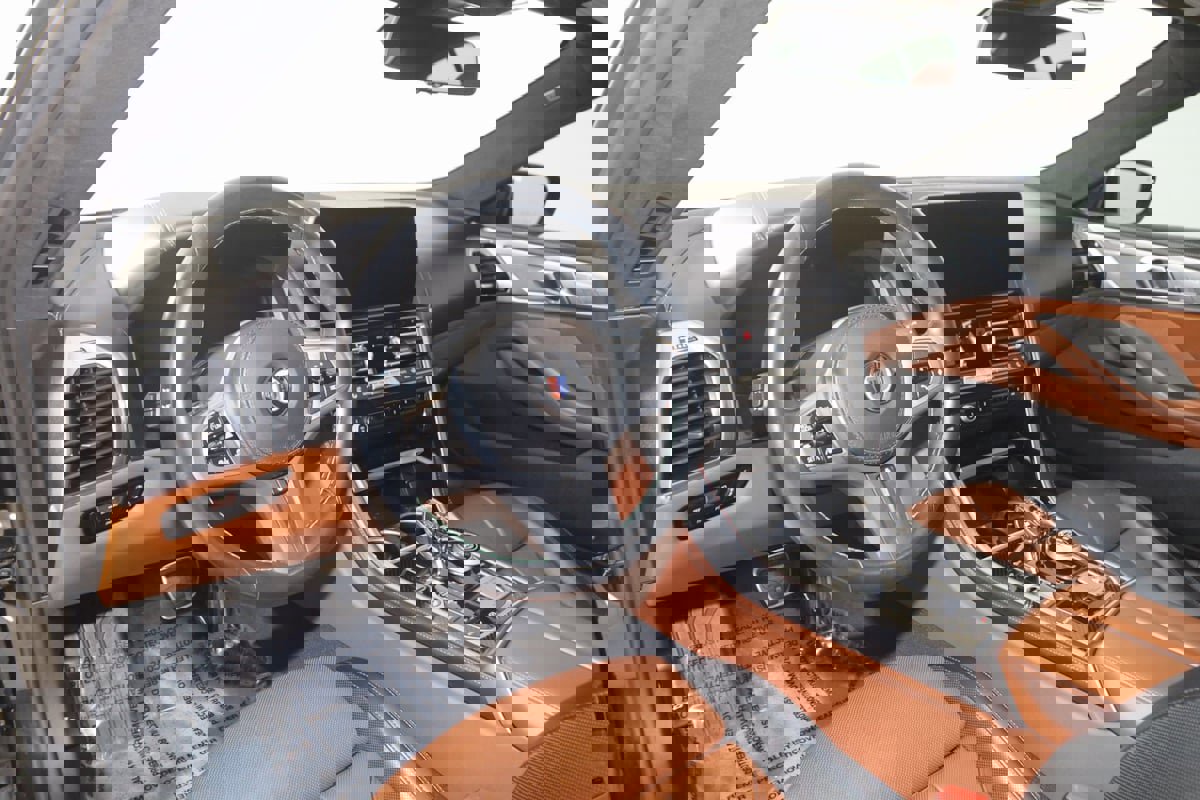 Used 2024 BMW ALPINA B8 xDrive Gran Coupe image 39