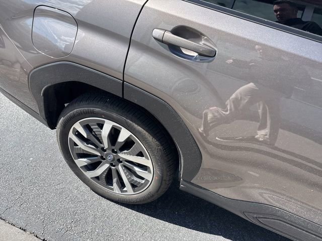 Used 2025 Subaru Forester Touring image 6