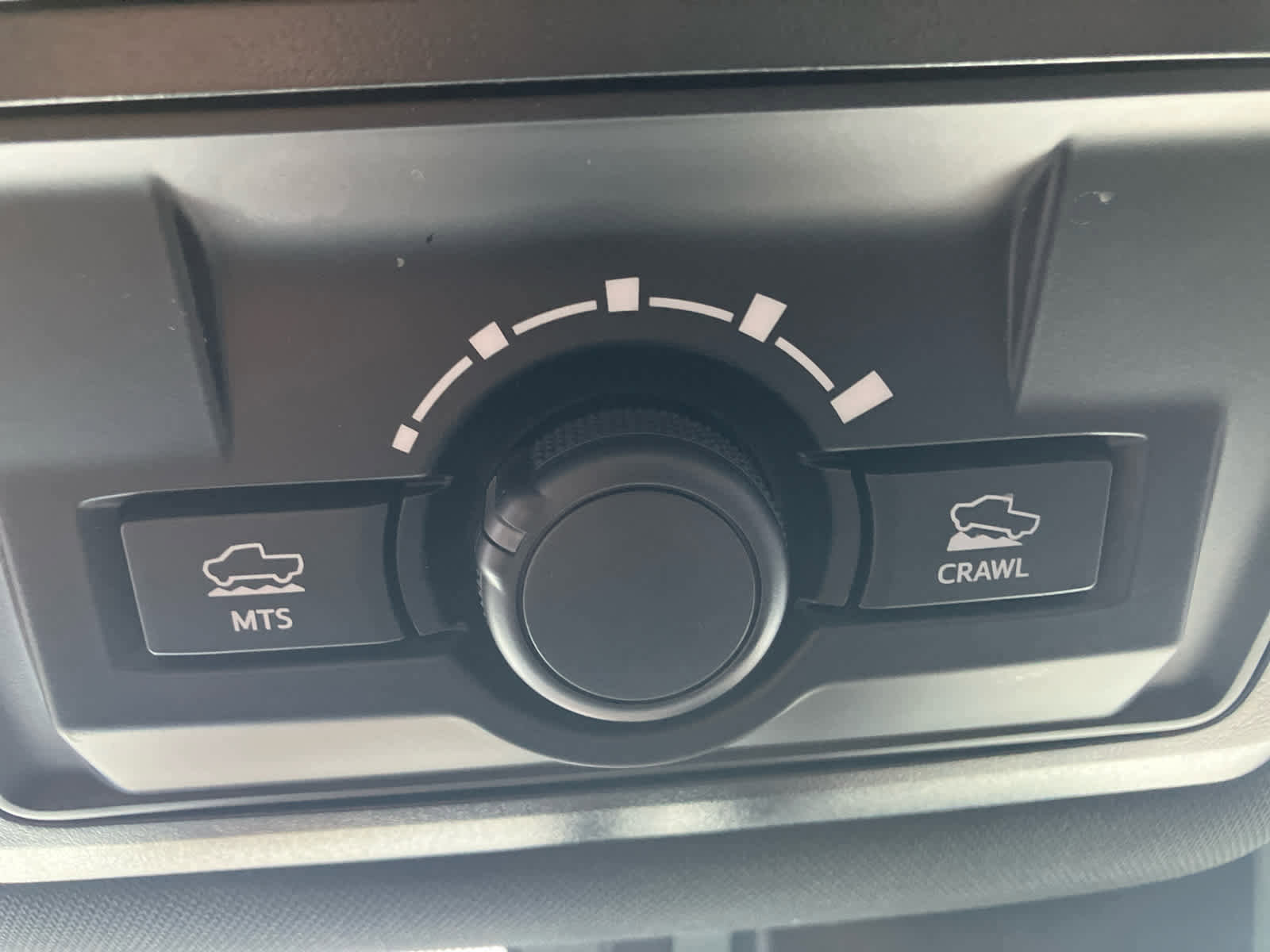 Used 2022 Toyota Tacoma TRD Off-Road AWD/4WD image 22
