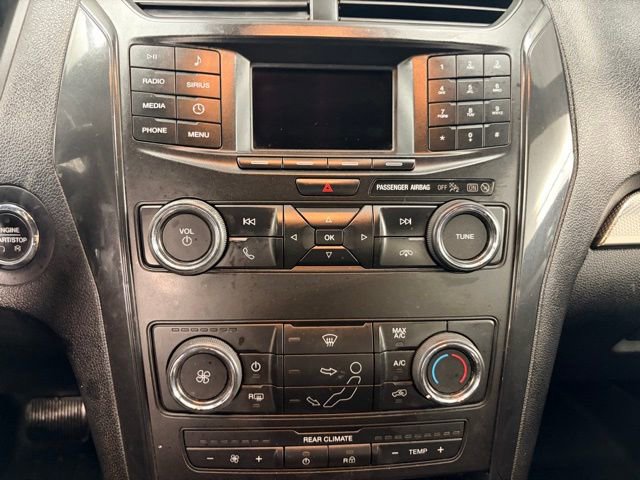Used 2014 Ford Explorer XLT w/ Equipment Group 201A image 20