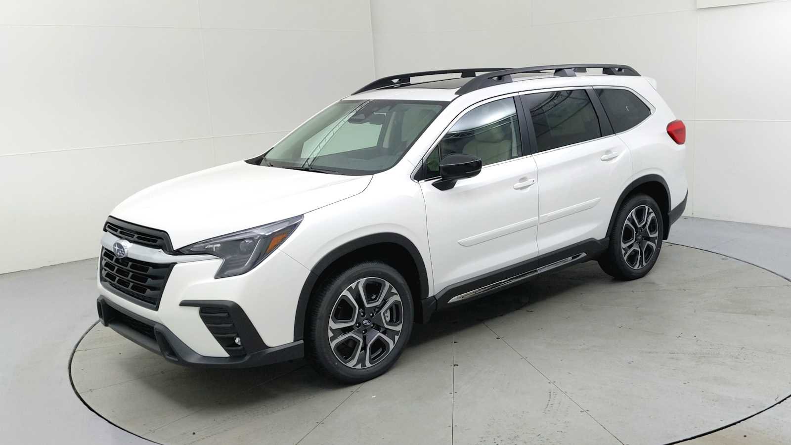 New 2025 Subaru Ascent Limited image 4