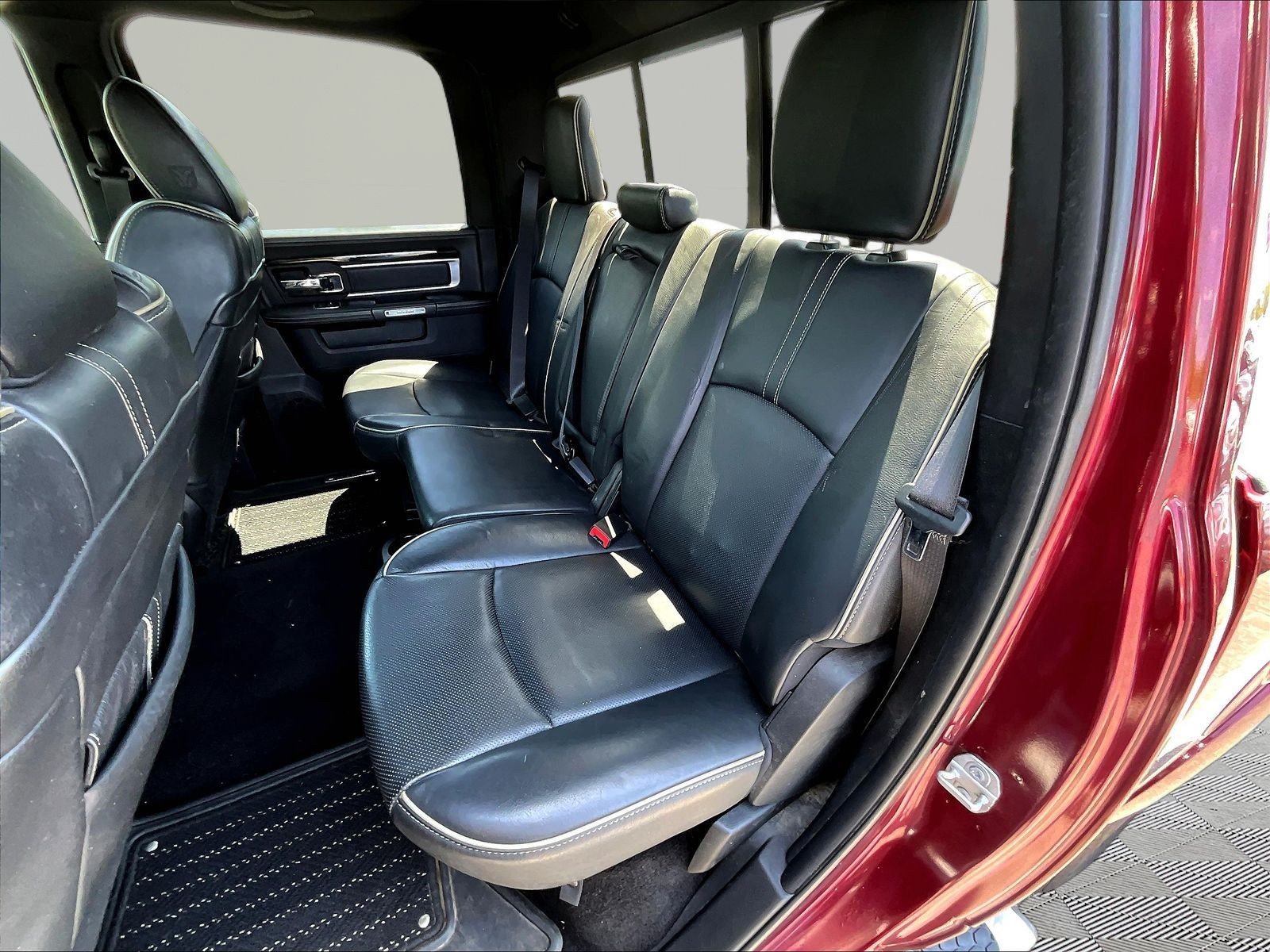 Used 2017 RAM 1500 Limited AWD/4WD image 21