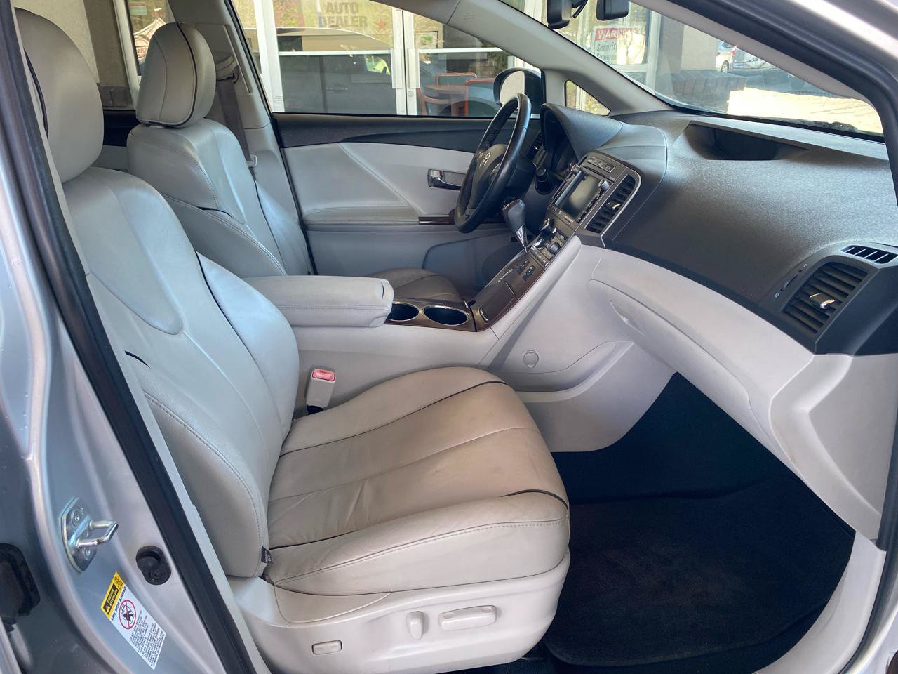 Used 2009 Toyota Venza AWD image 37