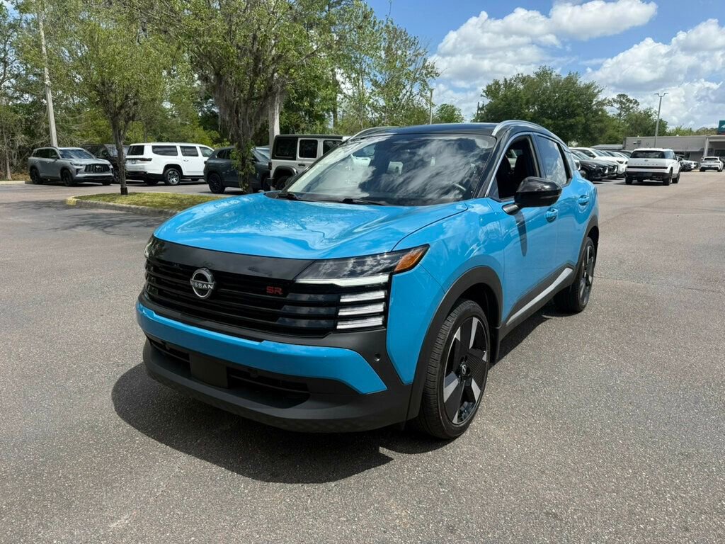 Used 2025 Nissan Kicks SR w/ SR Premium Package image 1