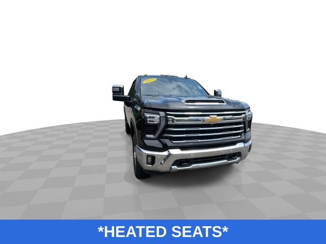 Used 2024 Chevrolet Silverado 2500 LTZ w/ LTZ Plus Package AWD/4WD image 4