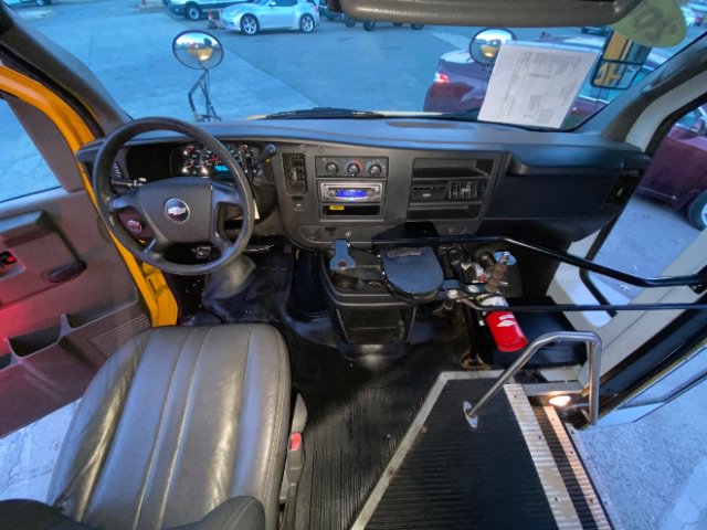 Used 2009 Chevrolet Express 3500 w/ School Bus Package image 19