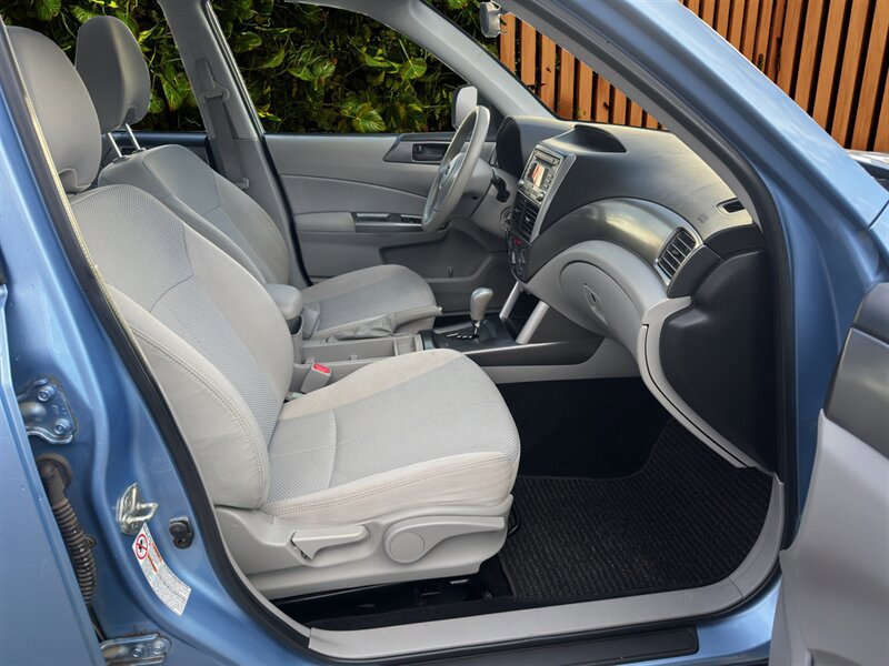 Used 2012 Subaru Forester 2.5X AWD/4WD image 12