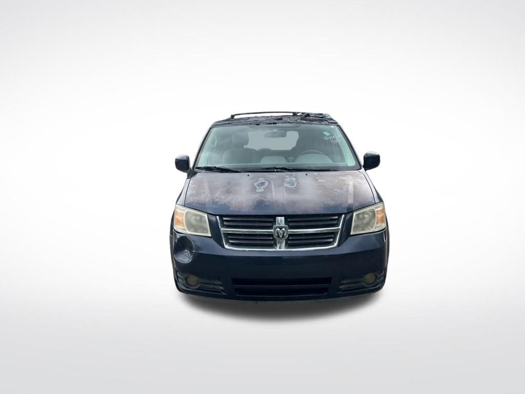 Used 2008 Dodge Grand Caravan SXT w/ Entertainment Group 2 FWD image 3