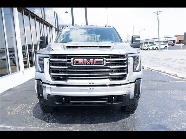 New 2026 GMC Sierra 2500 SLE w/ Preferred Package AWD/4WD image 7