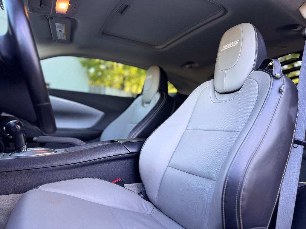 Used 2012 Chevrolet Camaro SS w/ Silver Stripe Package RWD image 17