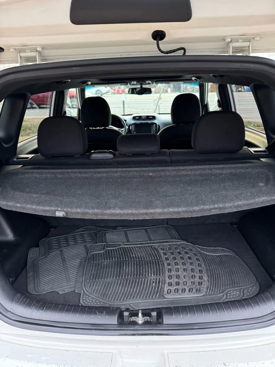 Used 2015 Kia Soul ! w/ Sun & Sound Package image 15