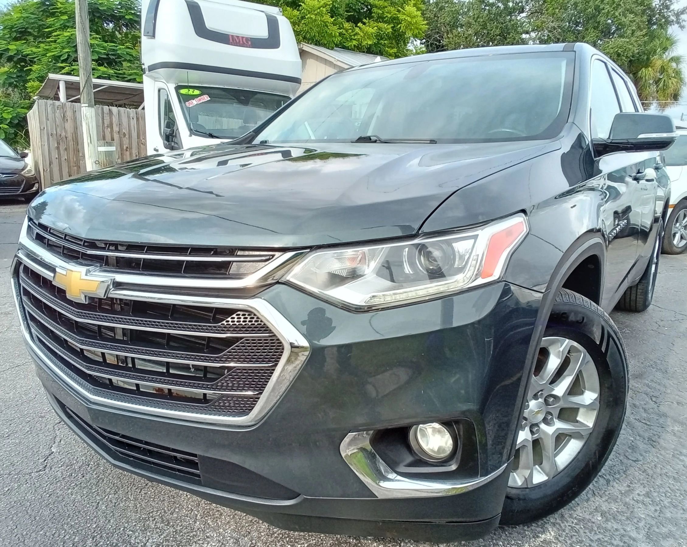 Used 2018 Chevrolet Traverse LT