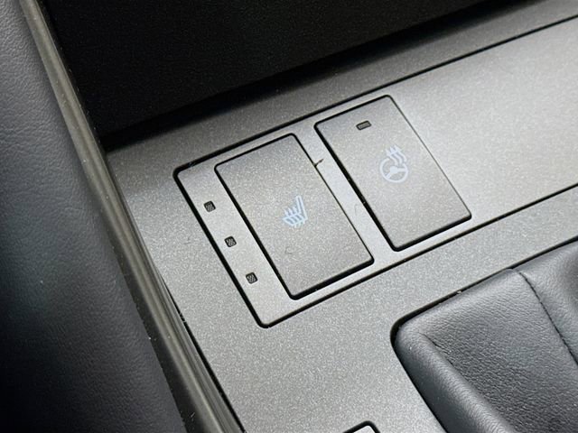 Used 2025 Lexus IS 350 F Sport w/ Navigation Package image 20