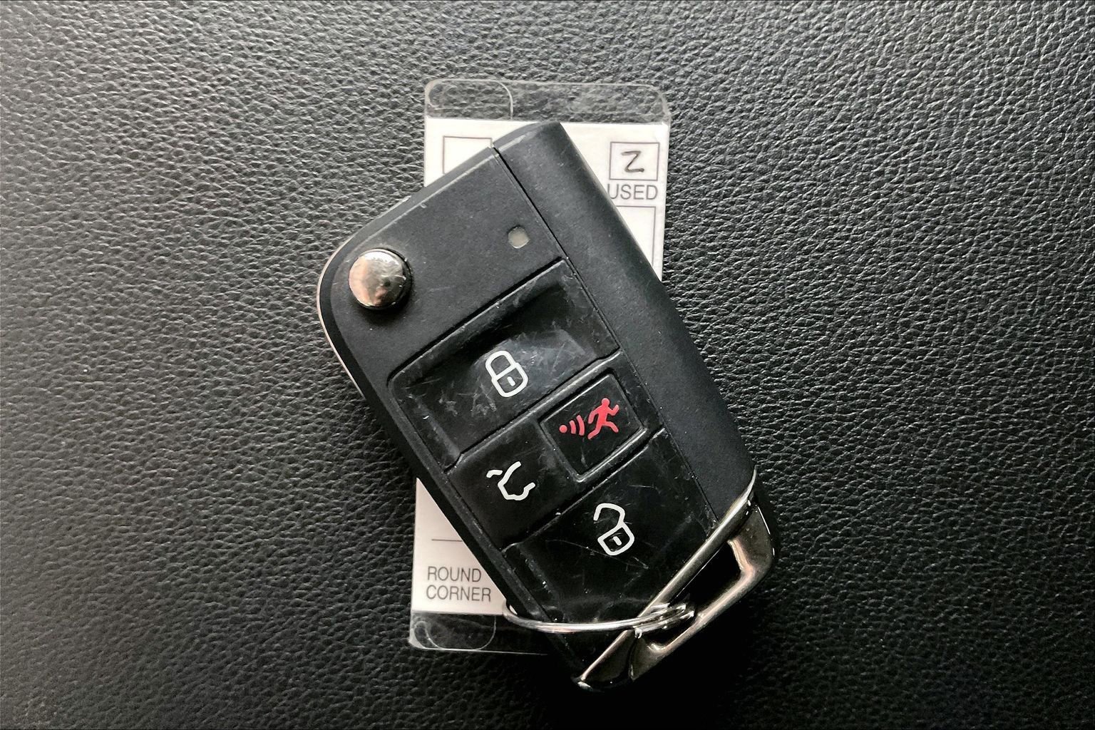 Used 2019 Volkswagen Tiguan SE image 23