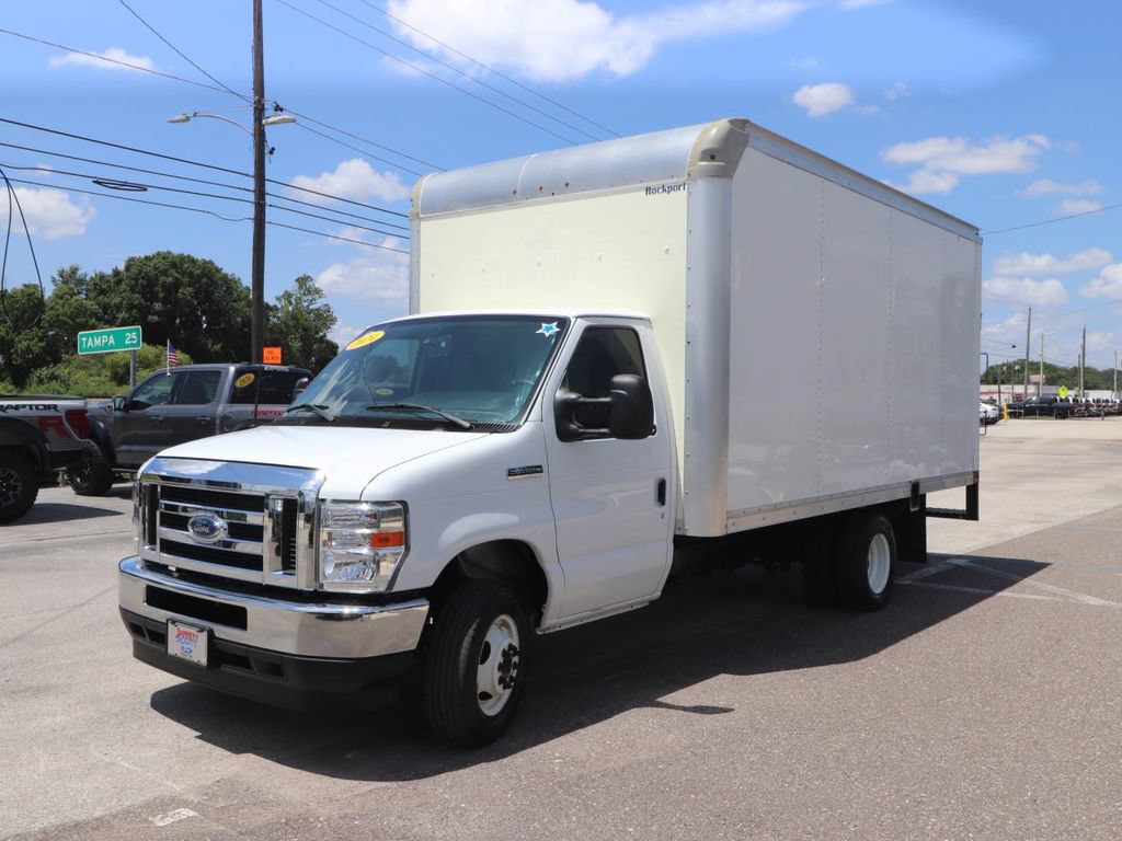 Certified 2024 Ford E-350 and Econoline 350 Super Duty w/ Power Windows & Locks Group RWD image 5